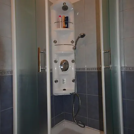 Apartment Porto Baross Rijeka Chambre photo