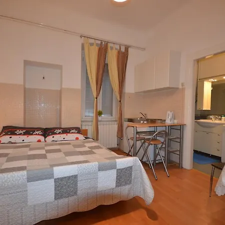 Apartment Porto Baross Rijeka Chambre photo