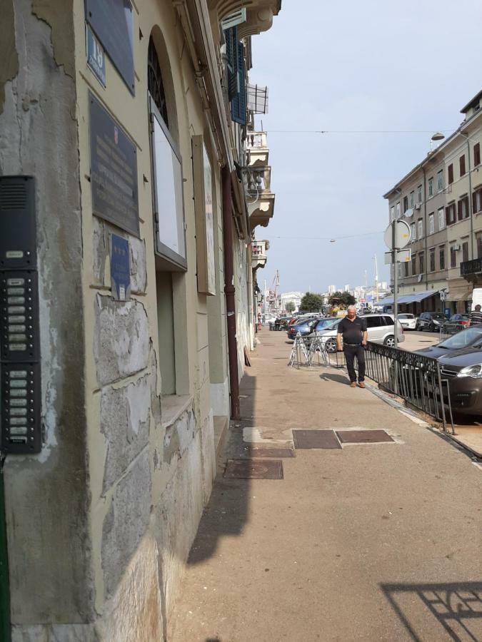 Apartment Porto Baross *